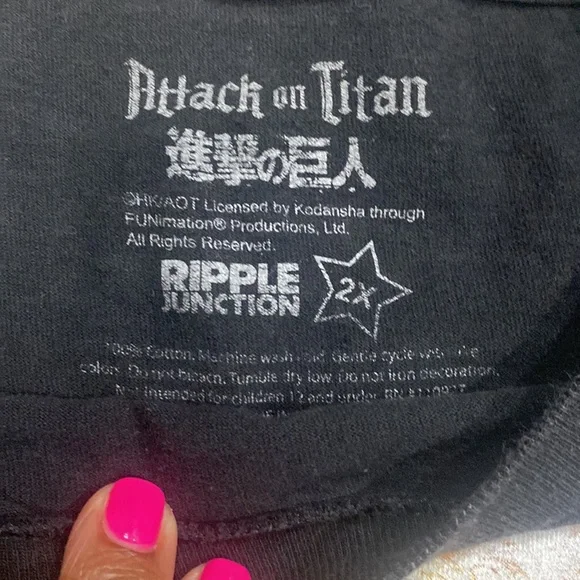 Attack on titan men’s T-shirt size 2X - Picture 4 of 5